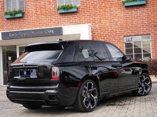 Black Diamond 2026 Rolls-Royce Cullinan