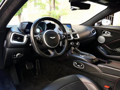 2019 Aston Martin Vantage Base