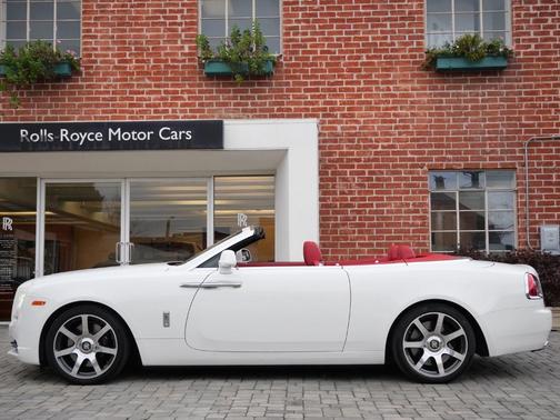 2017 Rolls-Royce Dawn 
