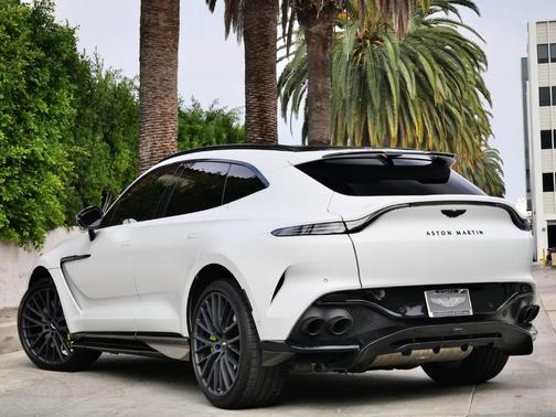 2023 Aston Martin DBX 707