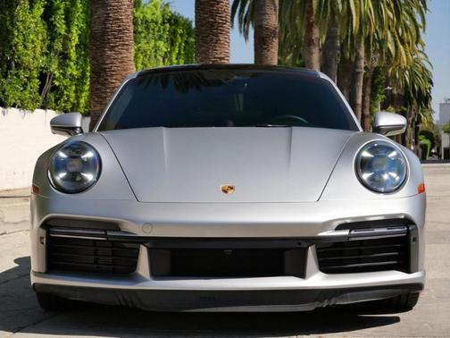 2025 Porsche 911 Turbo S