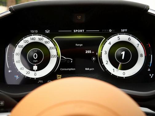2025 Aston Martin DBX 707