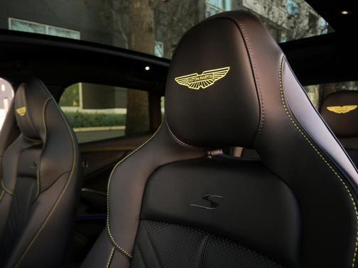2026 Aston Martin DBX 707