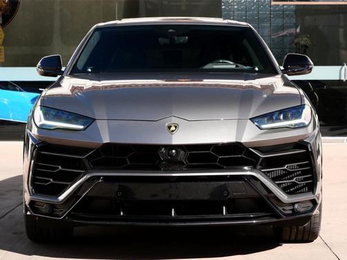 2021 Lamborghini Urus