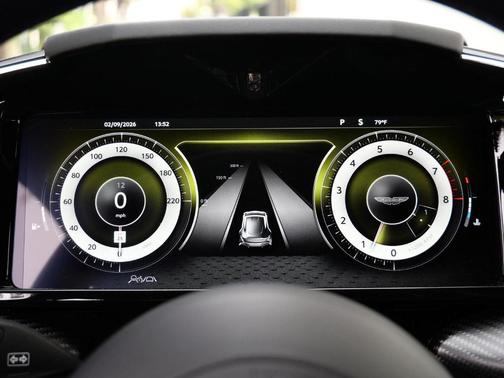 2025 Aston Martin Vantage Base