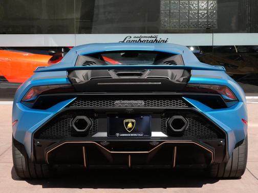 2024 Lamborghini Huracan Tecnica Base
