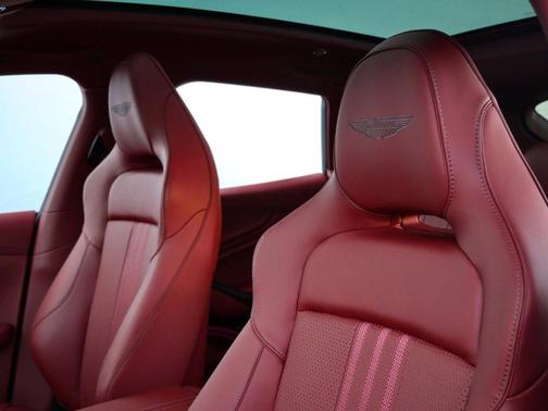 2026 Aston Martin DBX 707