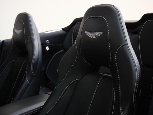 2014 Aston Martin Vanquish Volante