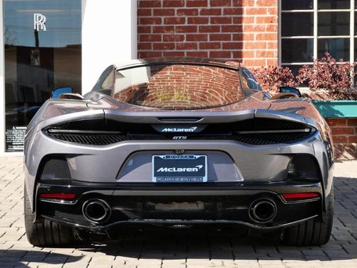2025 McLaren GTS 
