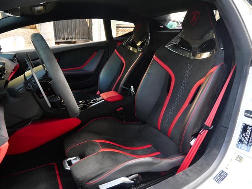 2023 Lamborghini Huracan Tecnica 