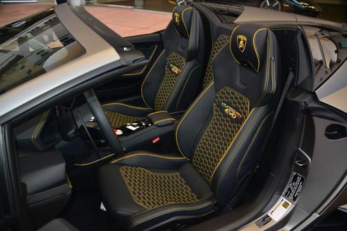 2023 Lamborghini Huracan EVO 