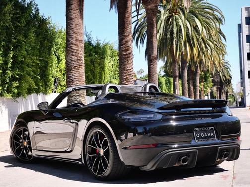2023 Porsche 718 Spyder 