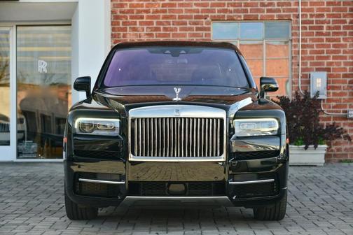 2019 Rolls-Royce Cullinan Base
