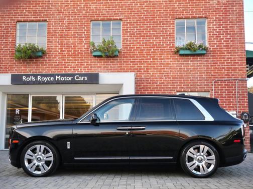 2019 Rolls-Royce Cullinan Base