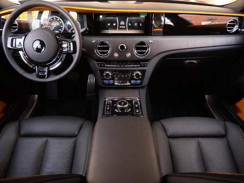 2022 Rolls-Royce Ghost Base
