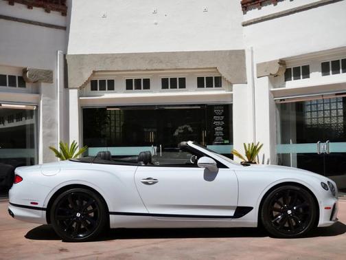 2022 Bentley Continental GT V8
