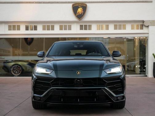 2022 Lamborghini Urus