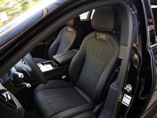 2025 Bentley Flying Spur EDITION