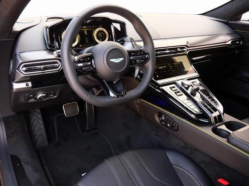 2026 Aston Martin Vantage