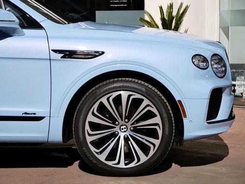 2024 Bentley Bentayga Azure