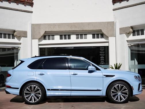 2024 Bentley Bentayga Azure