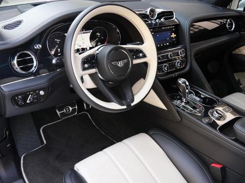 2021 Bentley Bentayga V8