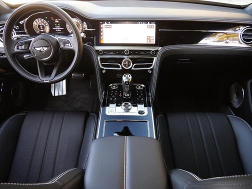2026 Bentley Flying Spur 