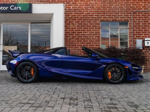 2026 McLaren 750S 