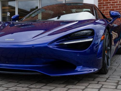 2026 McLaren 750S 