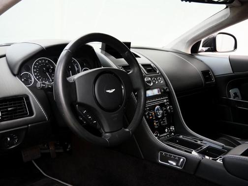 2015 Aston Martin DB9 Carbon Edition