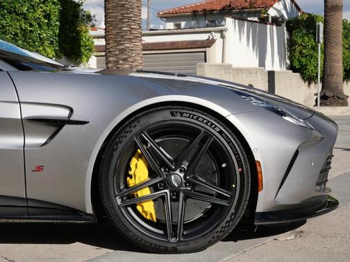 2026 Aston Martin Vantage 