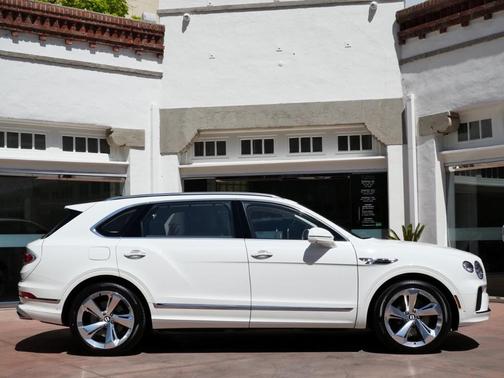 2024 Bentley Bentayga