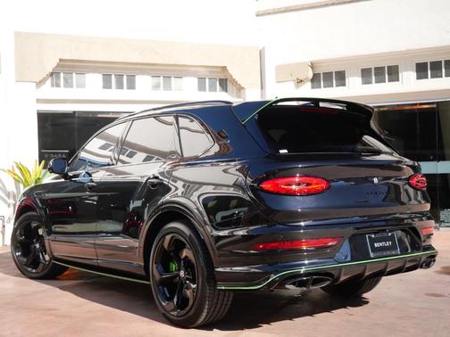 2025 Bentley Bentayga S Black Edition