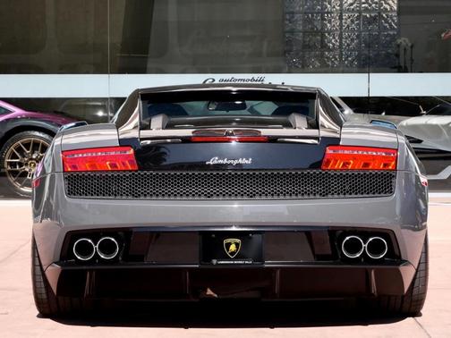 2012 Lamborghini Gallardo LP550-2