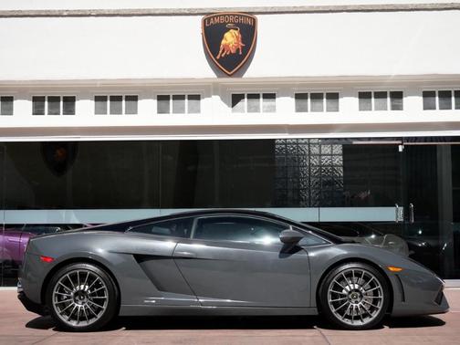 2012 Lamborghini Gallardo LP550-2