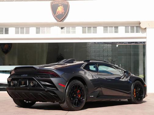 2024 Lamborghini Huracan Sterrato