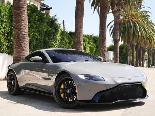 2021 Aston Martin Vantage Automatic