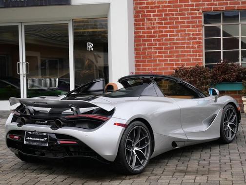 2020 McLaren 720S Luxury