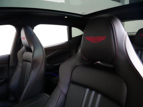 Lunar White 2026 Aston Martin DBX 707