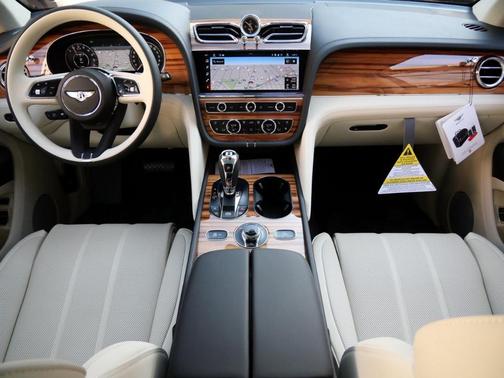 2025 Bentley Bentayga Hybrid V6