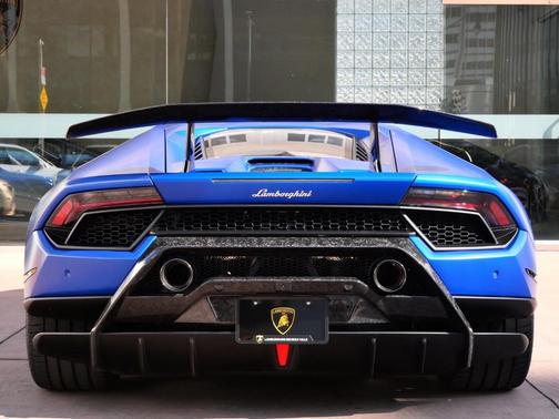 2018 Lamborghini Huracan Performante