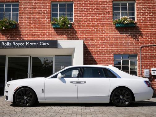 2022 Rolls-Royce Ghost 