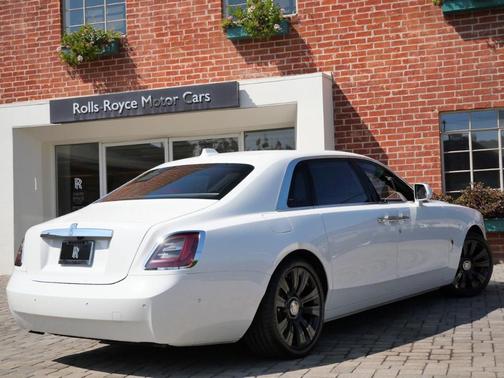 2022 Rolls-Royce Ghost 