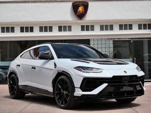 2024 Lamborghini Urus S