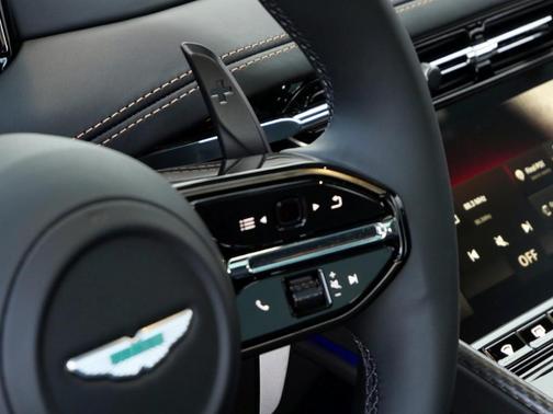 2025 Aston Martin DB12