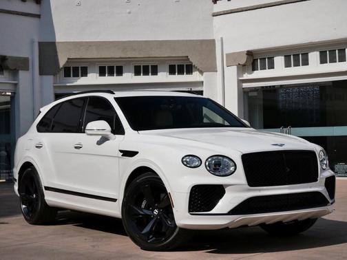 2023 Bentley Bentayga V8