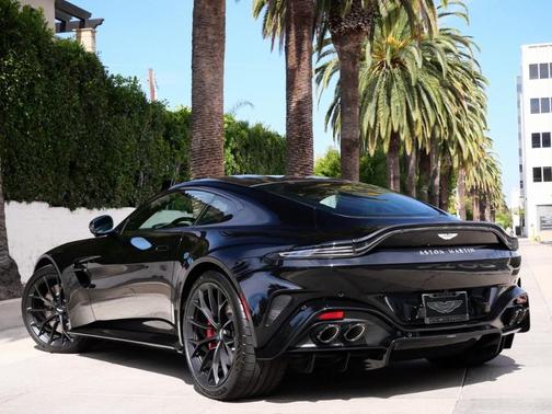 2025 Aston Martin Vantage