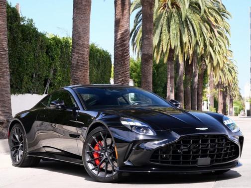 2025 Aston Martin Vantage