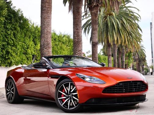 2021 Aston Martin DB11 Volante