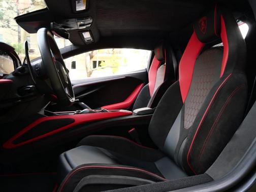 2024 Lamborghini Revuelto 